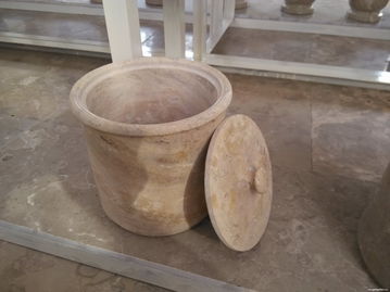 匠心獨(dú)運(yùn)，石韻天成——走進(jìn)云南活發(fā)石材加工產(chǎn)品展示